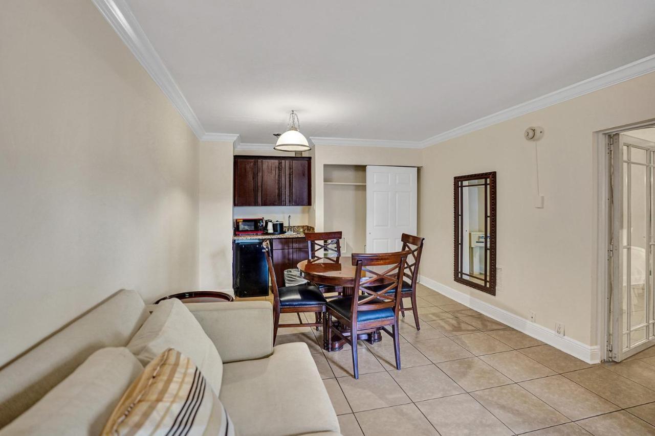Fort Lauderdale Grand Hotel Εξωτερικό φωτογραφία
