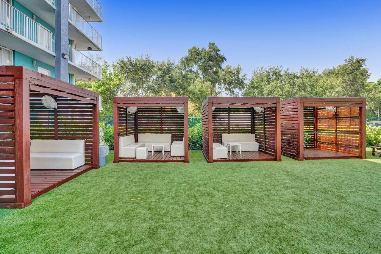 Fort Lauderdale Grand Hotel Εξωτερικό φωτογραφία